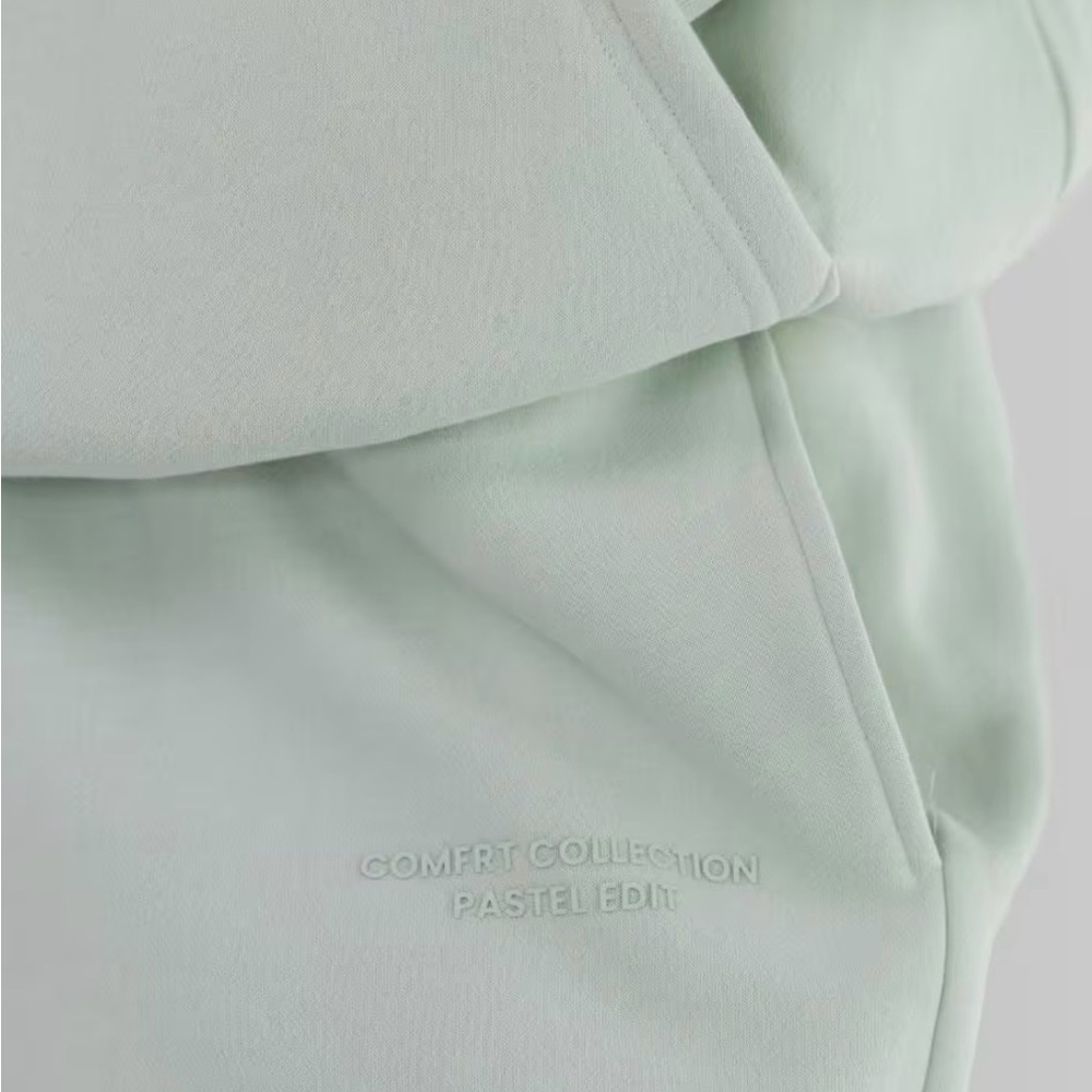 Comfrt Unisex XL Cuffed “Pastel” Mint Sweatpants - Picture 4 of 5